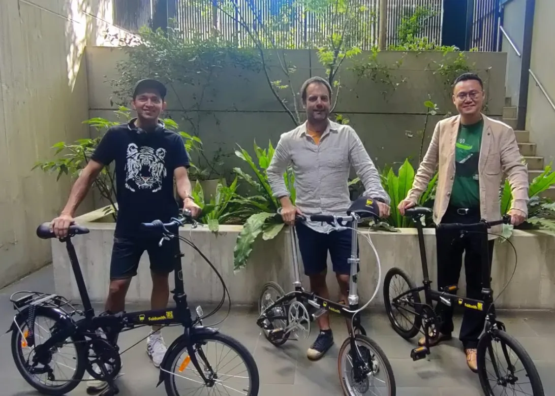 ABOUT Folding Bike Hire in Inner Melbourne City and Surrounds