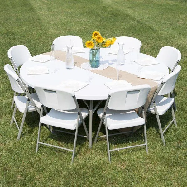 Round Tables with Chairs Package
