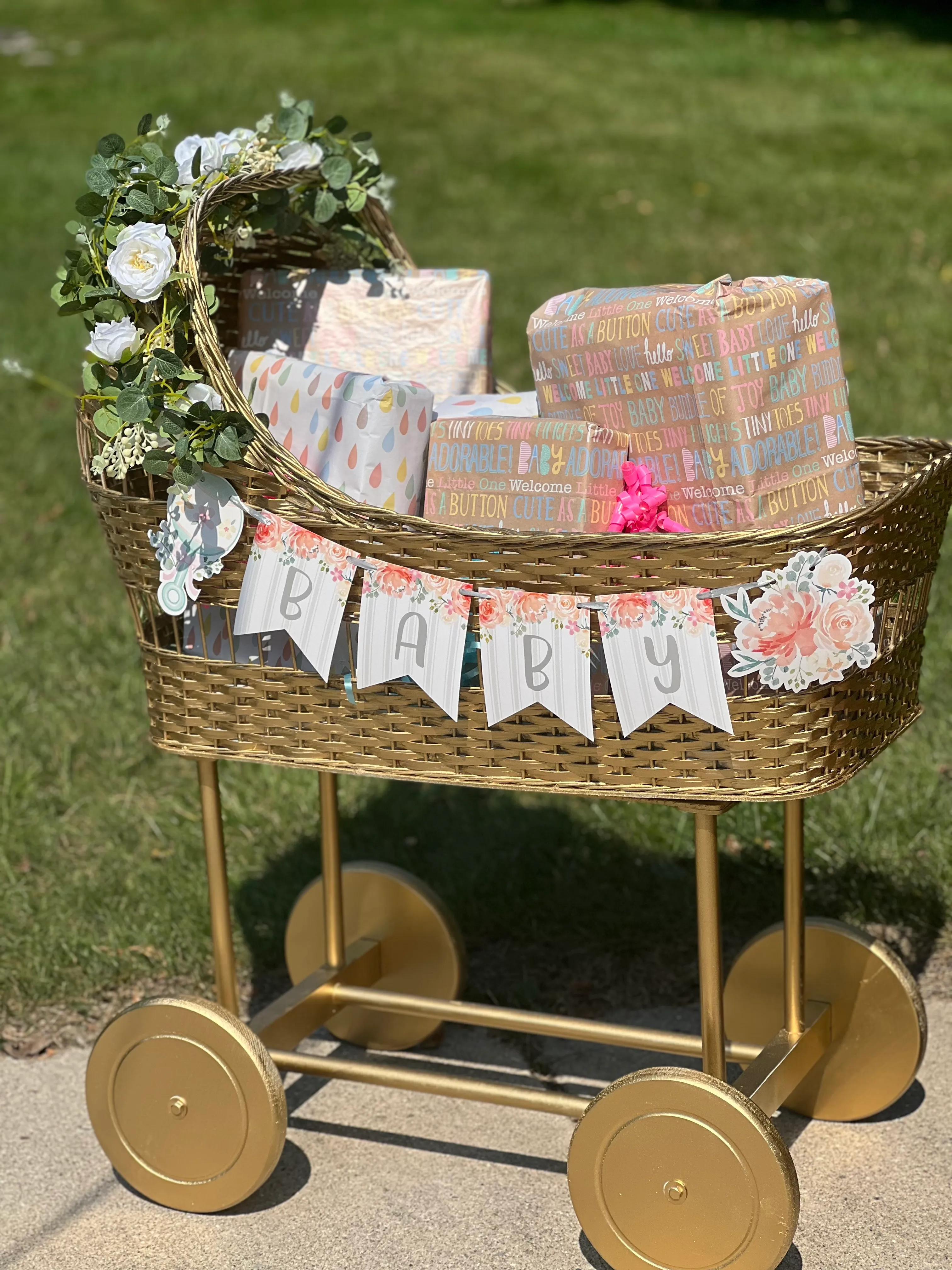 Vintage Gold Bassinet