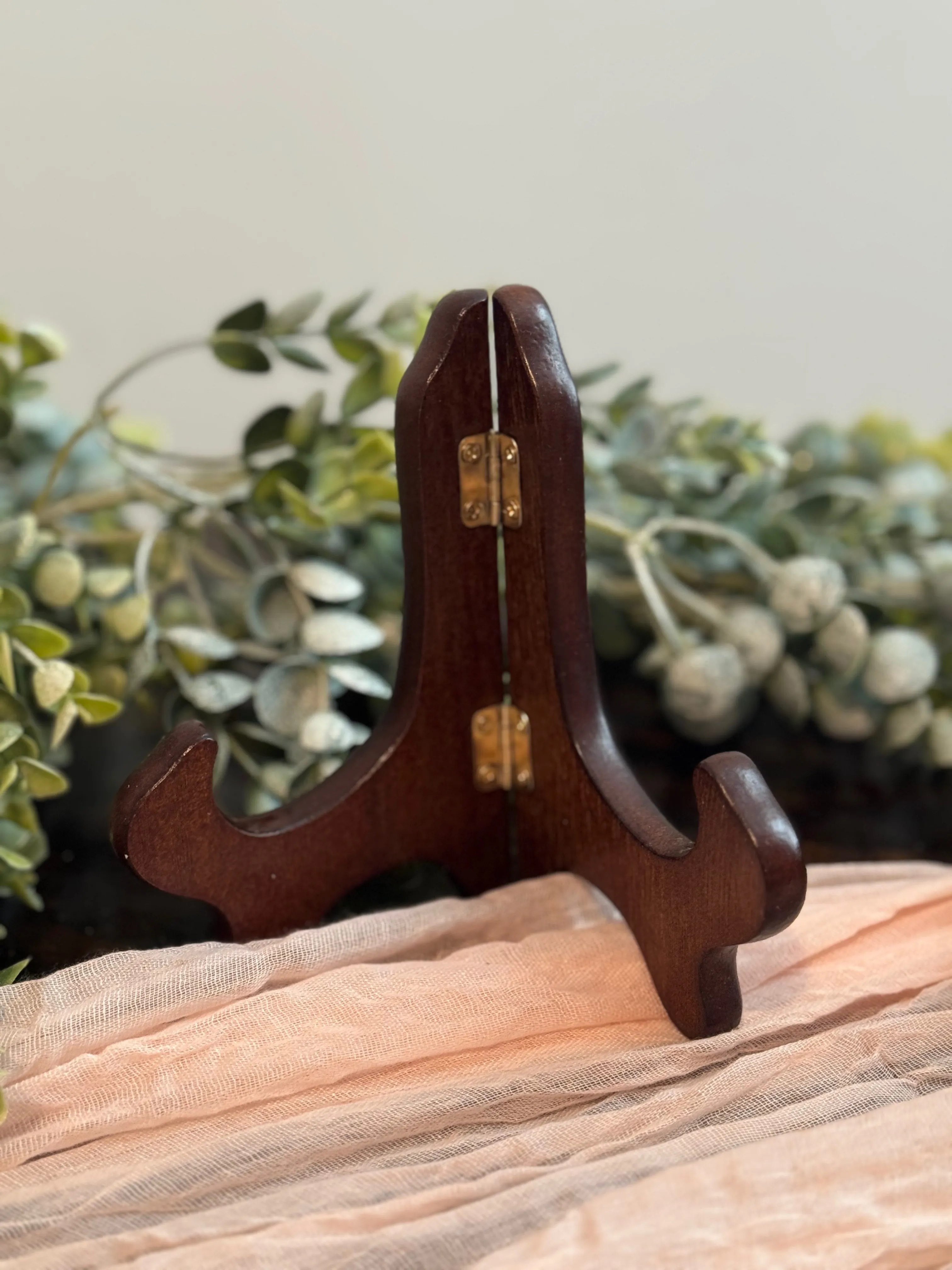 Small Wood Easel