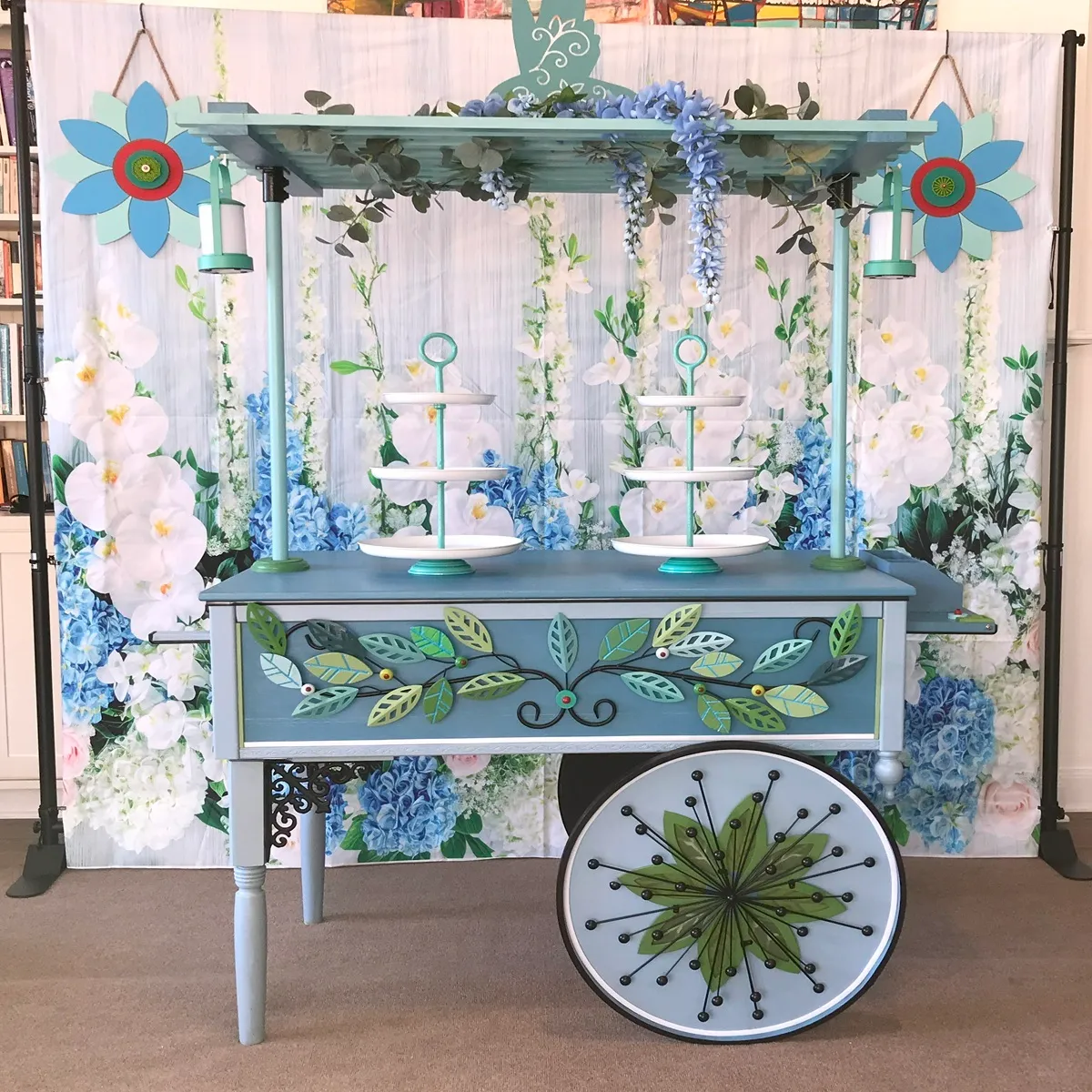 Blue & White Flowers Backdrop