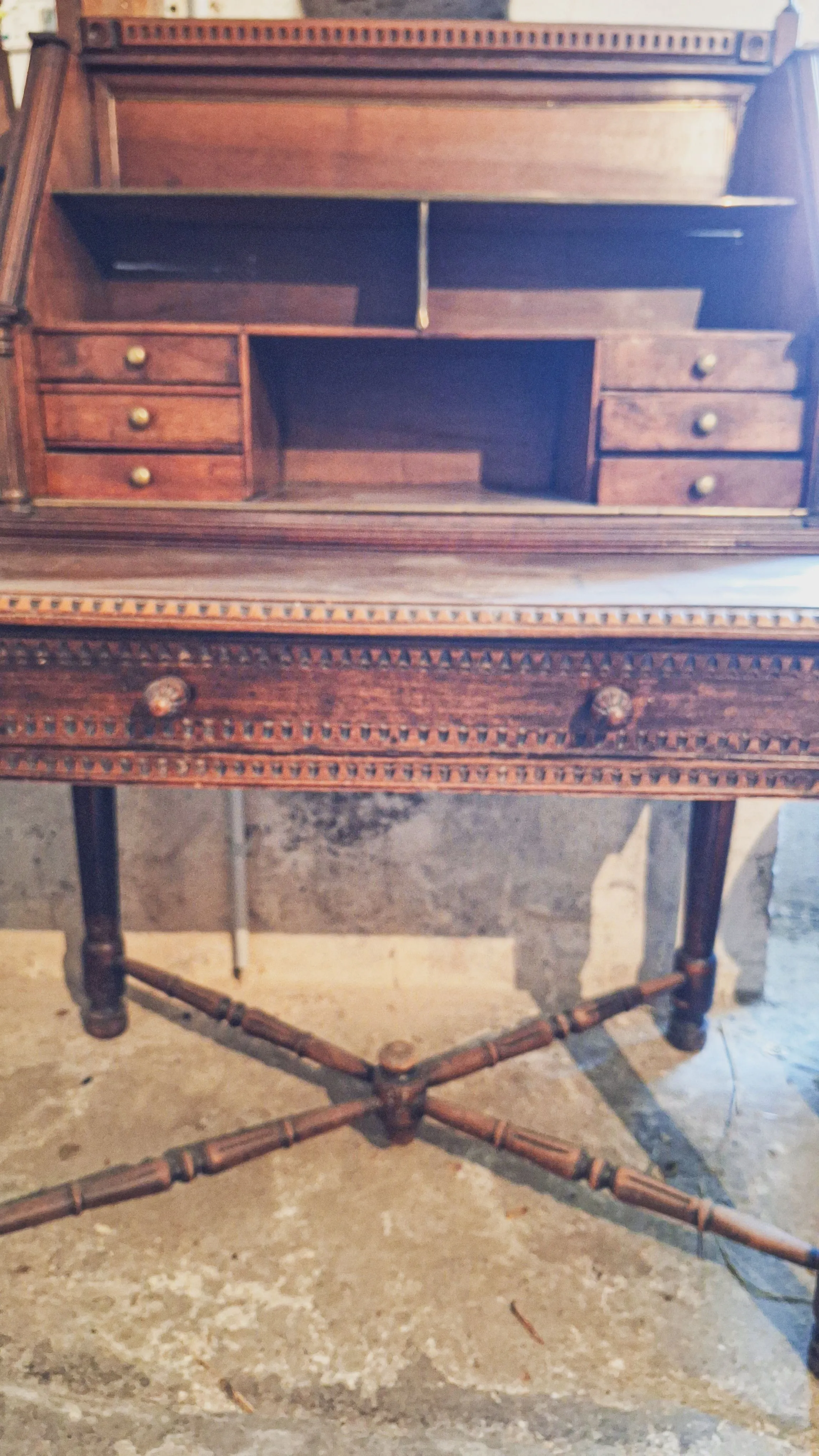 Bureau à tiroirs