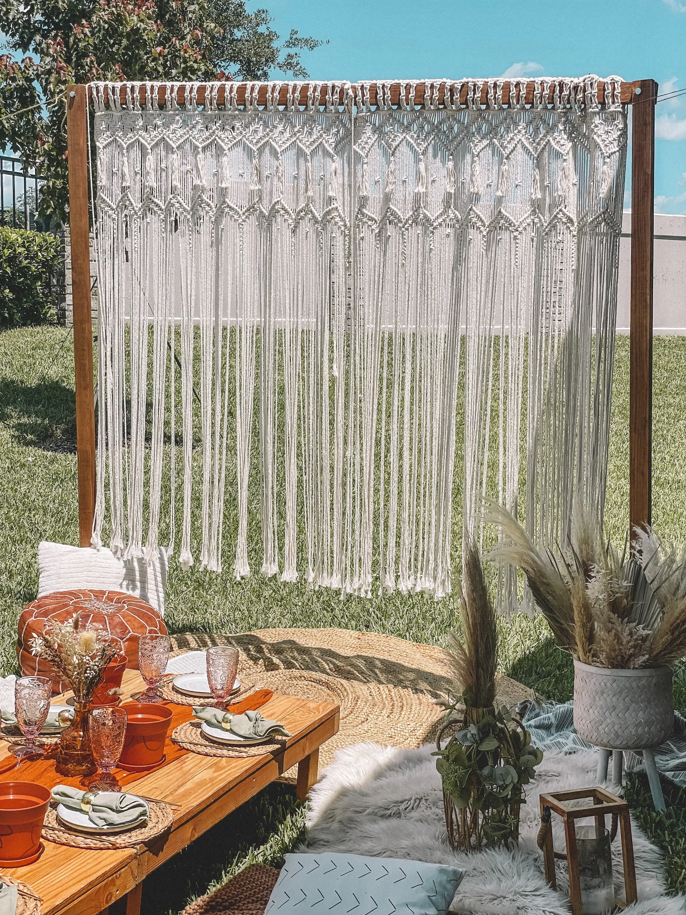 Macramé backrop