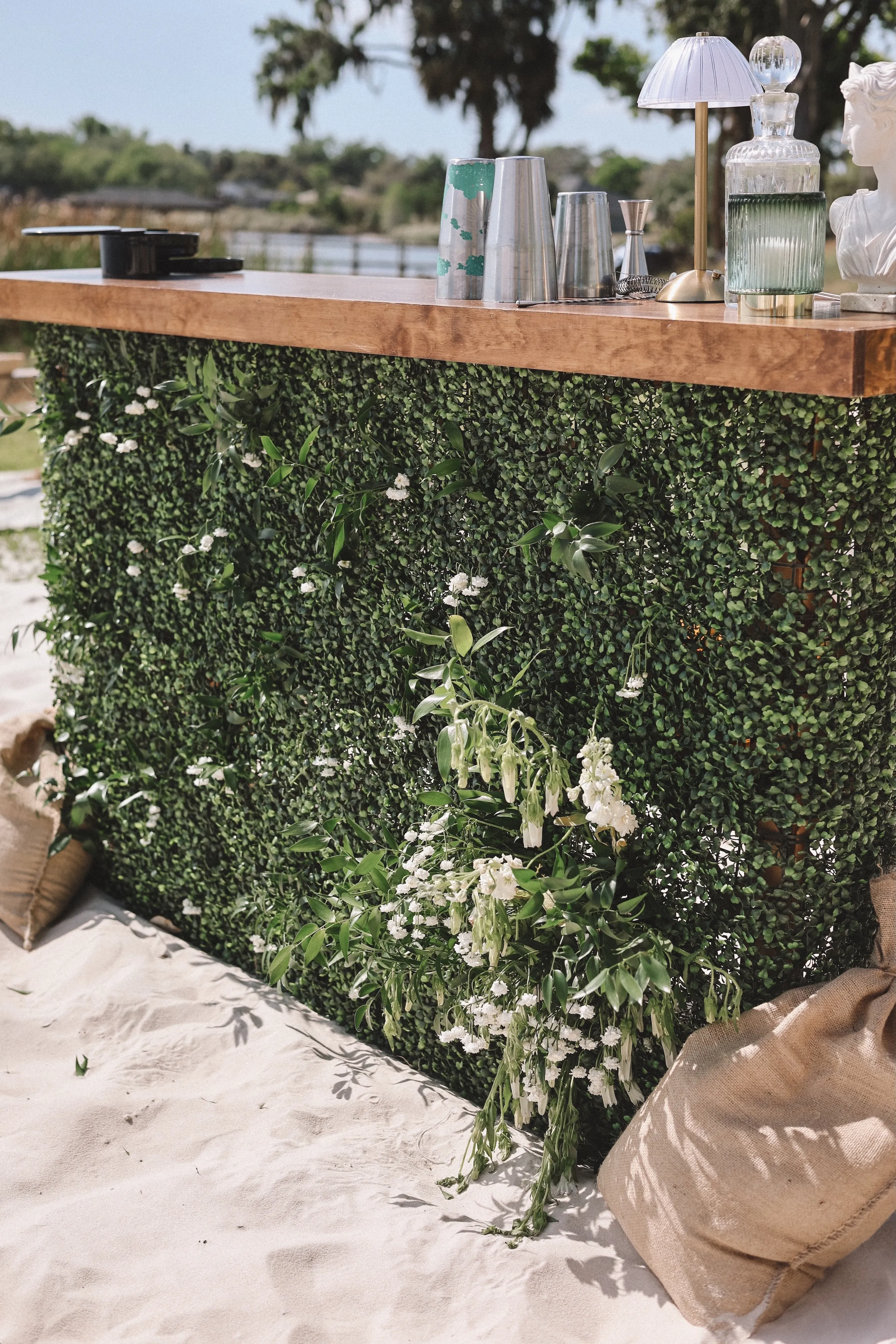 Foliage Bar