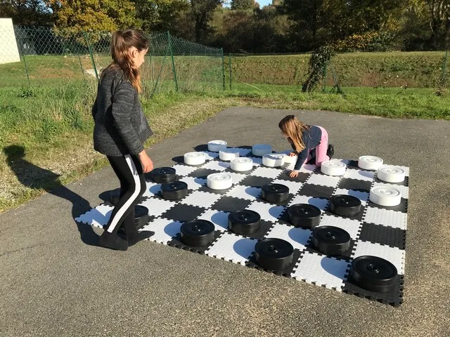 JEUX GEANTS