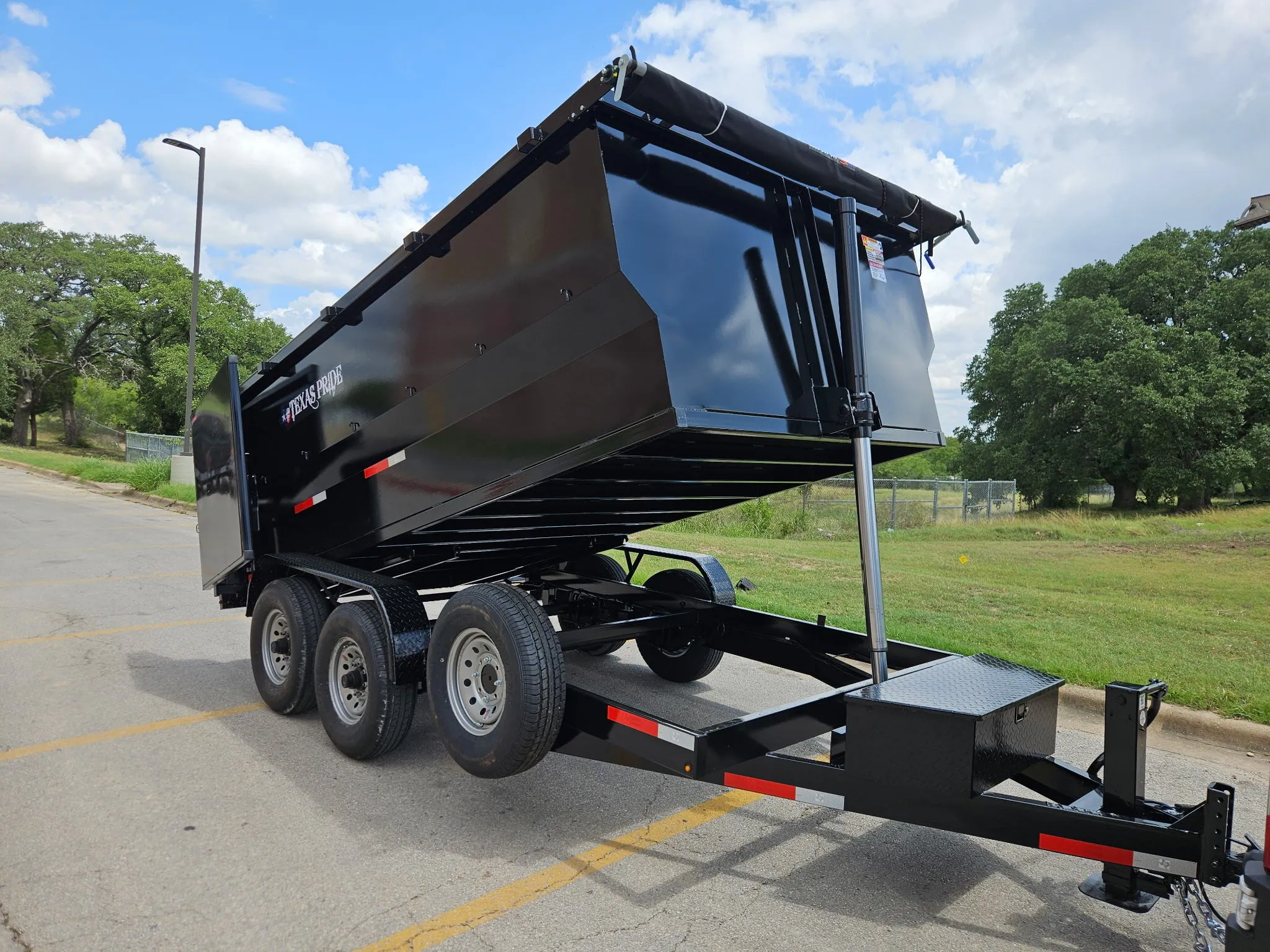 High-Sided 14ft Hydraulic Dump Trailer