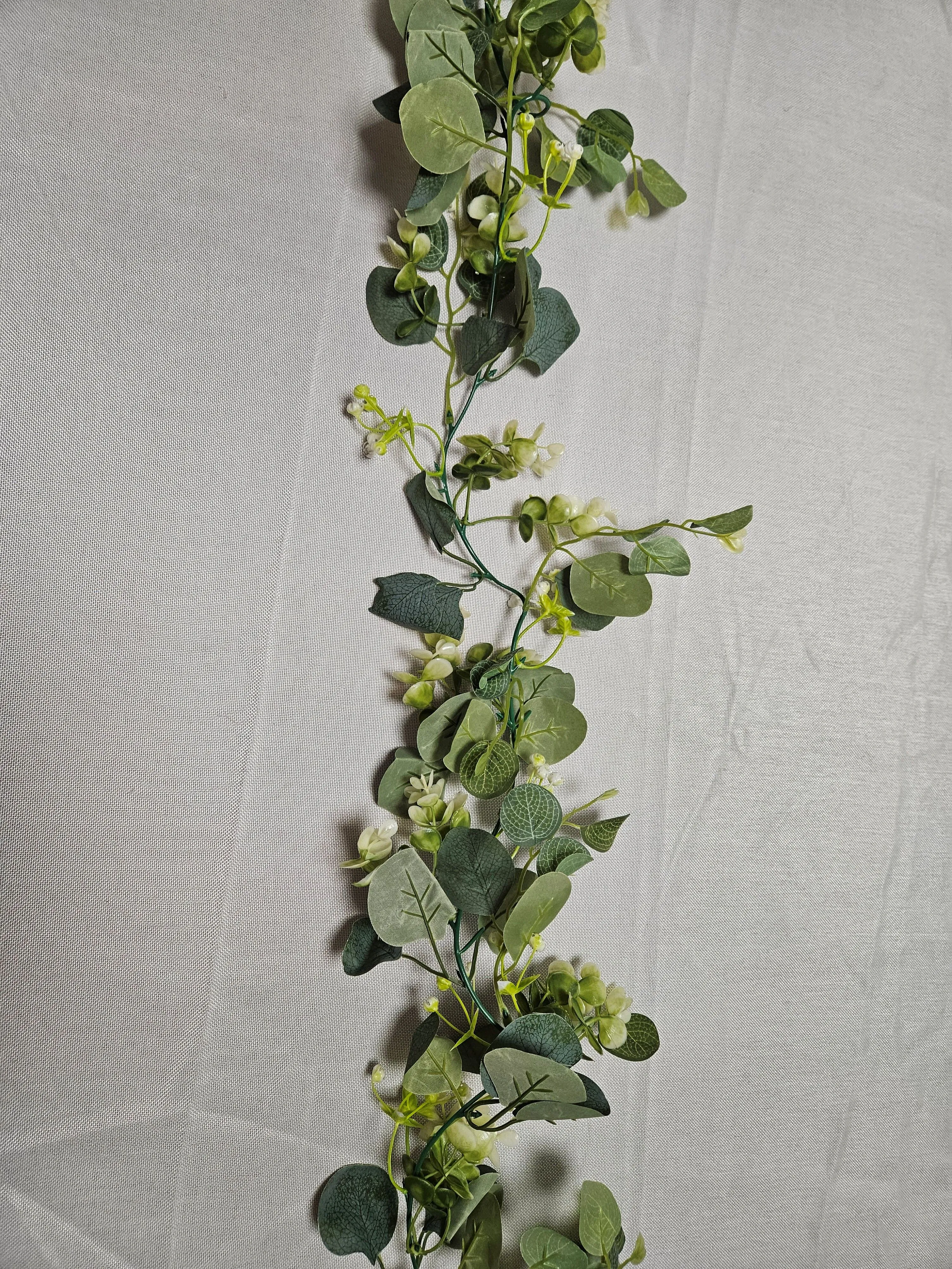 Garland - 3 type Eucalyptus - 54in