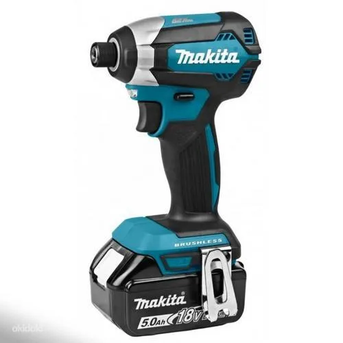 Atornillador de impacto extracompacto a batería / Akulöökkruvikeeraja 1/4 Makita DTD152