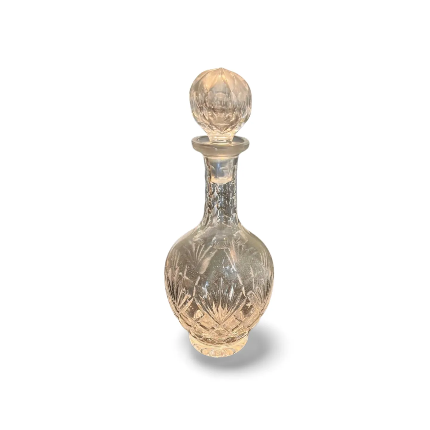 Decanter - Cut Glass Type 1