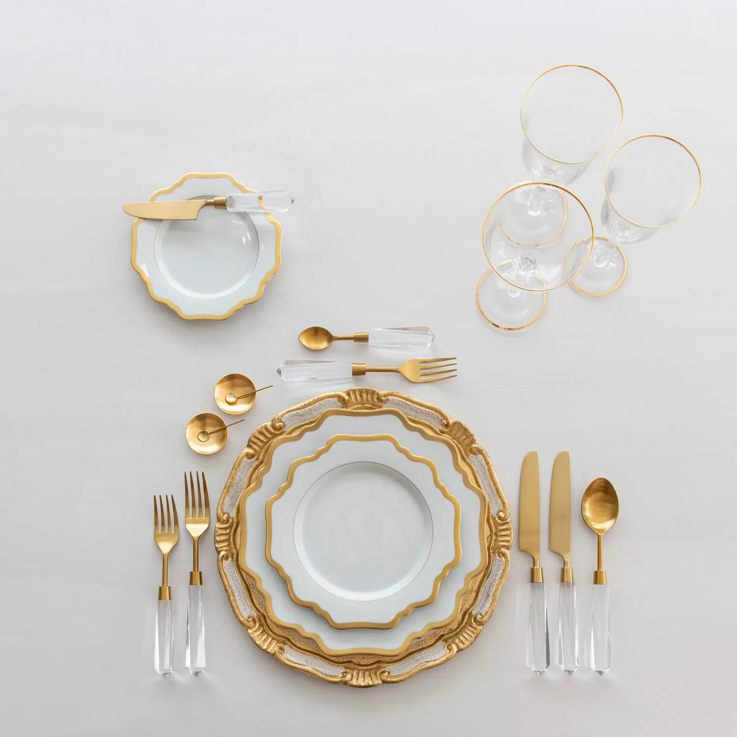 Charger plates