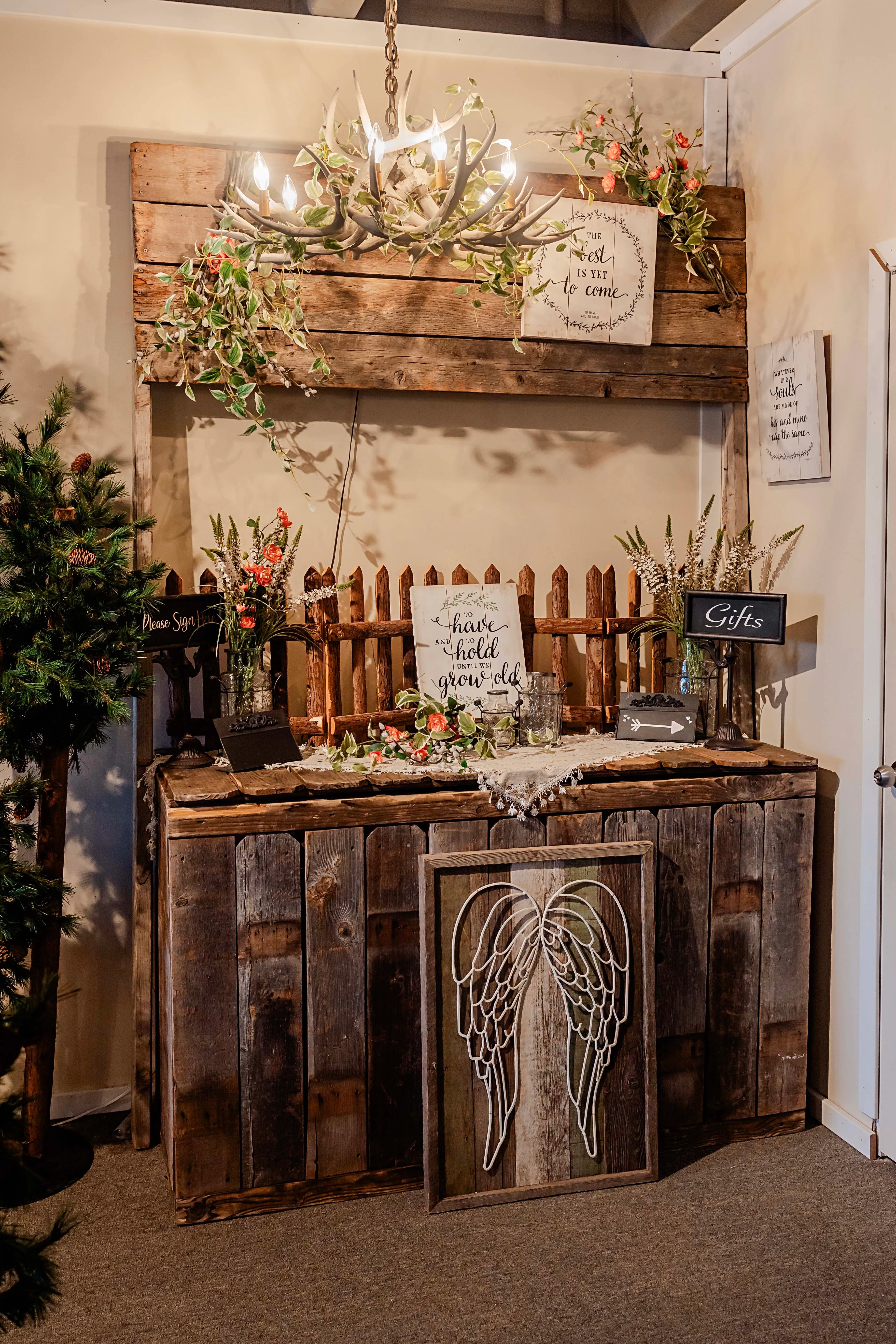 Barnwood Bar Stand