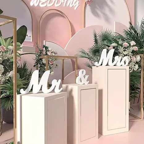 Mr & Mrs Wooden Sign