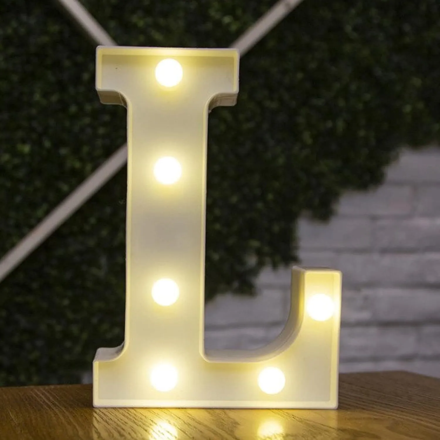 Números y letras  iliminados para mesa