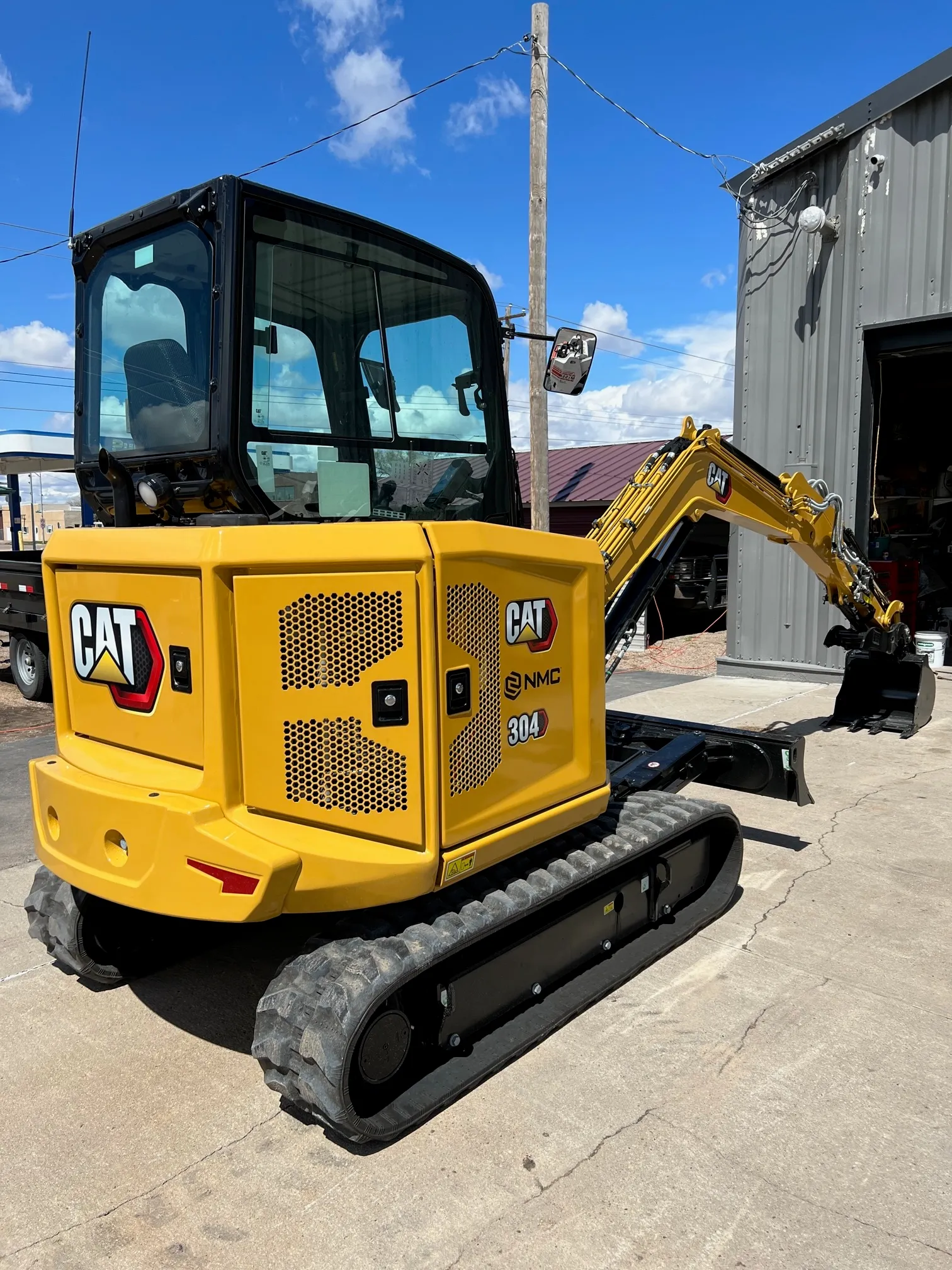 RENT Mini Excavator CAT 304 A&B Rental