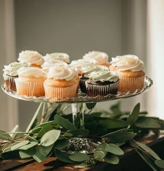 Clear Cake Stand