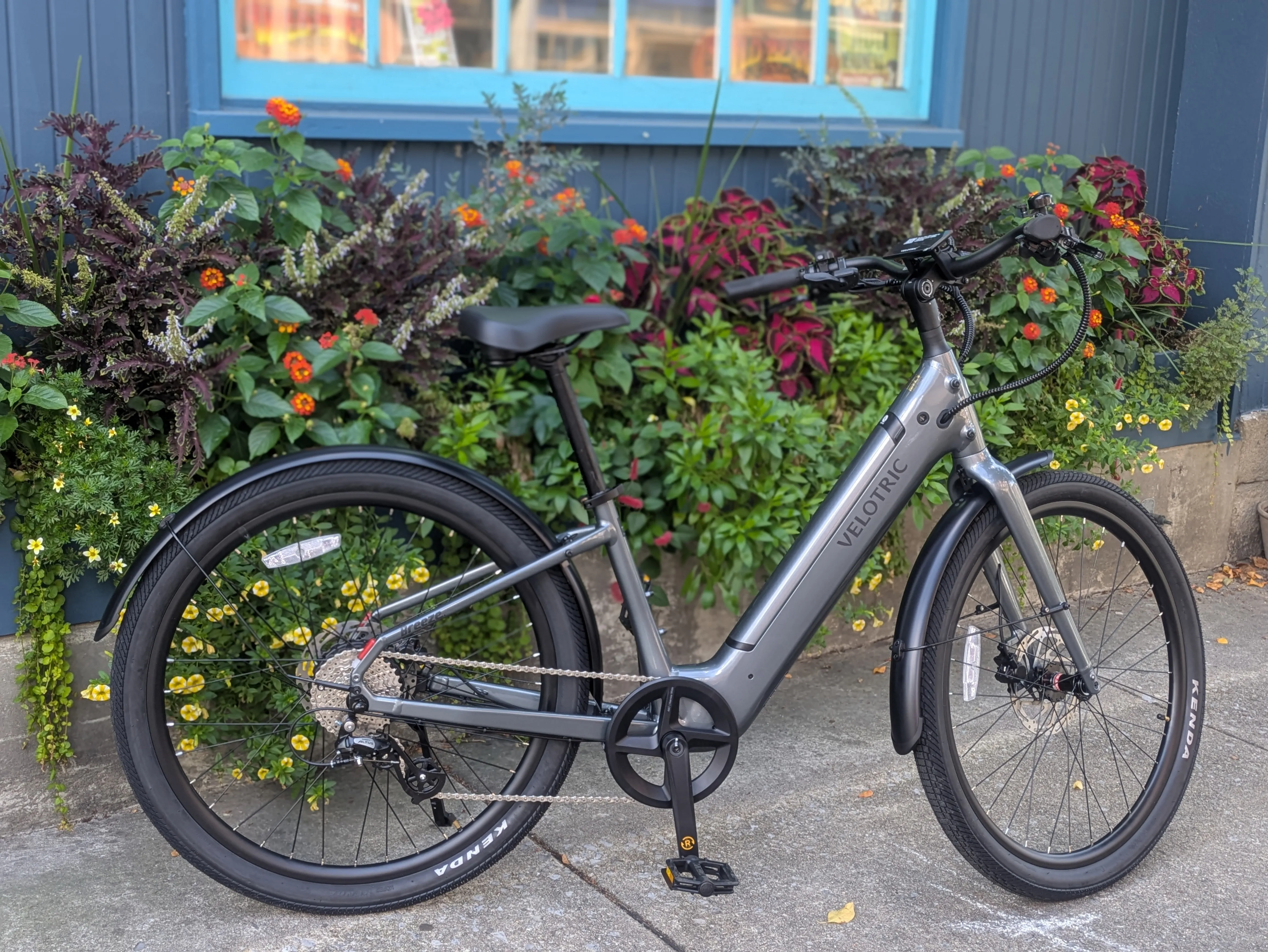 Velotric Breeze 1