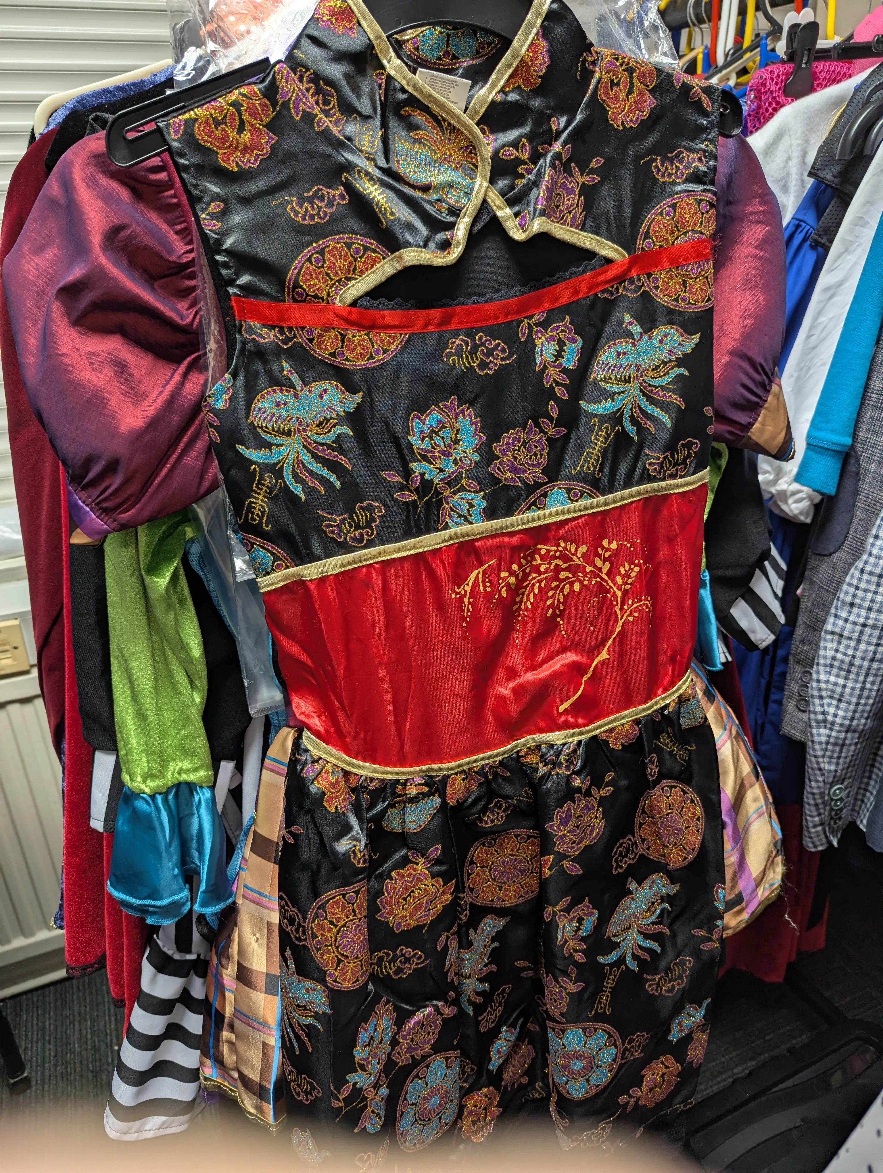 Moulin style girls dress