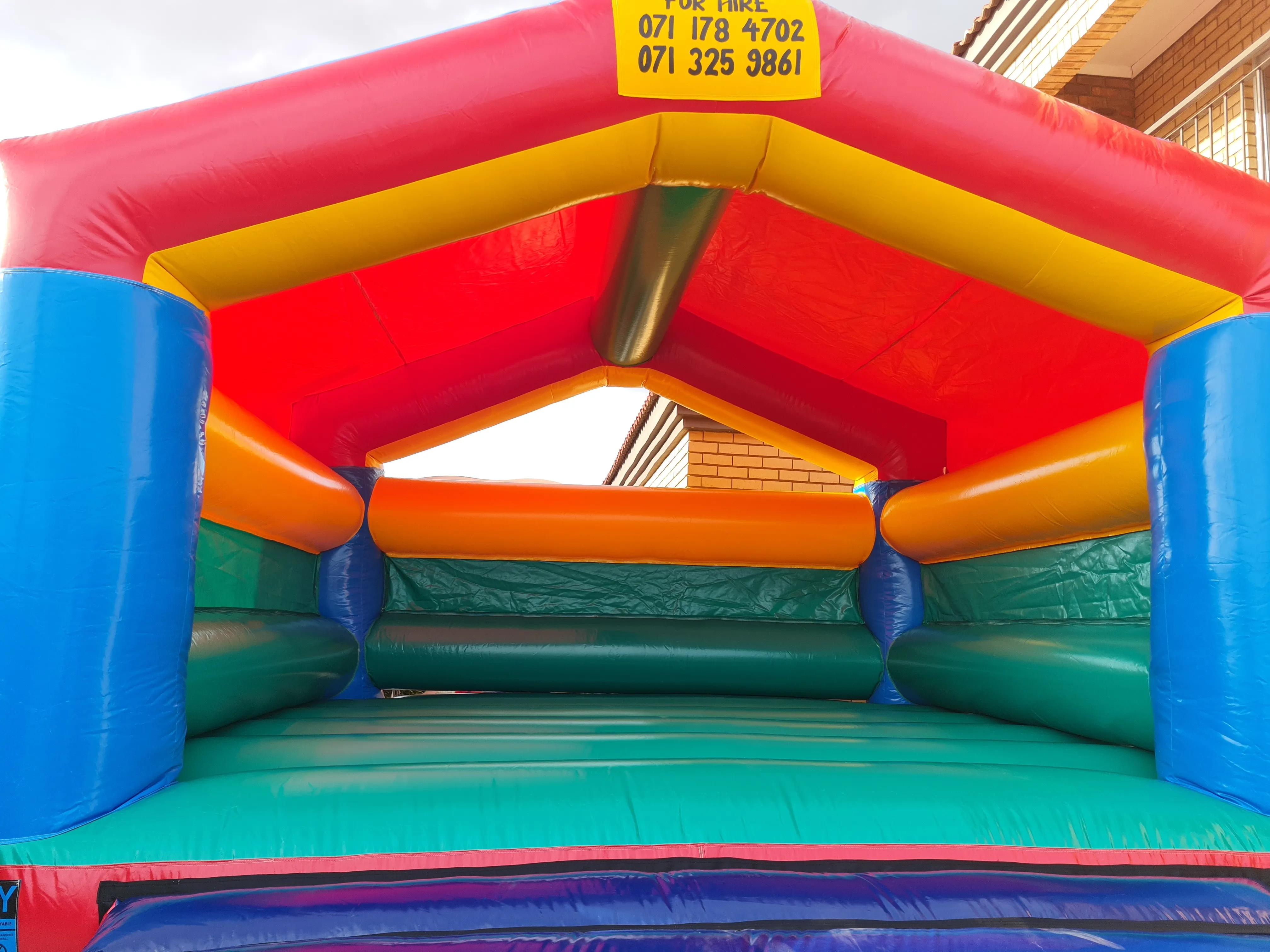 Large Castle w/Roof Inflatables 'jumping castles' rental