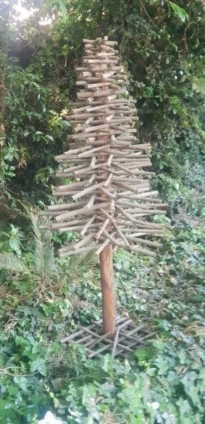 LS02 Christmas Tree - FOR SALE - R150