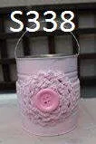 S338 Crochet Flower Vintage Tin