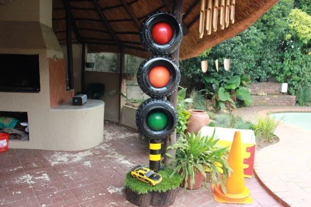 S112 Traffic Light