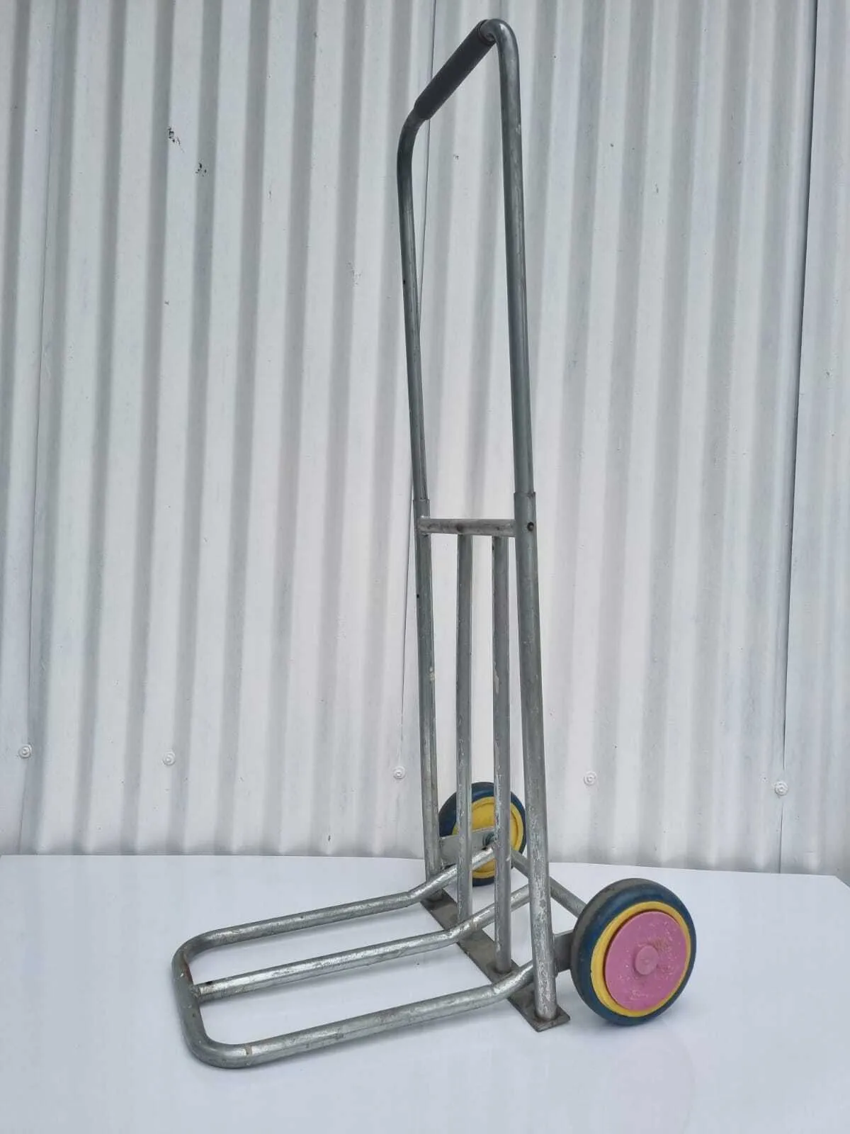S2 Trolley