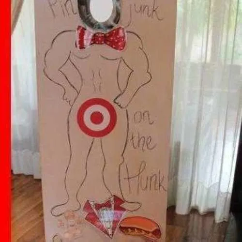 S1065 Junk the Hunk