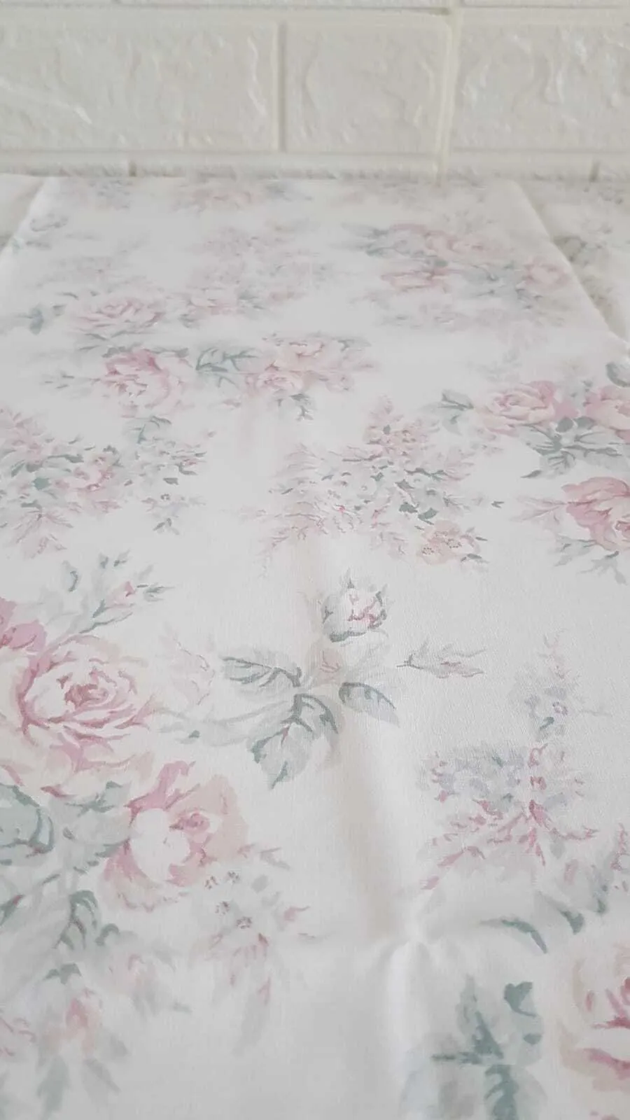 S285 Tablecloth - Vintage Rose