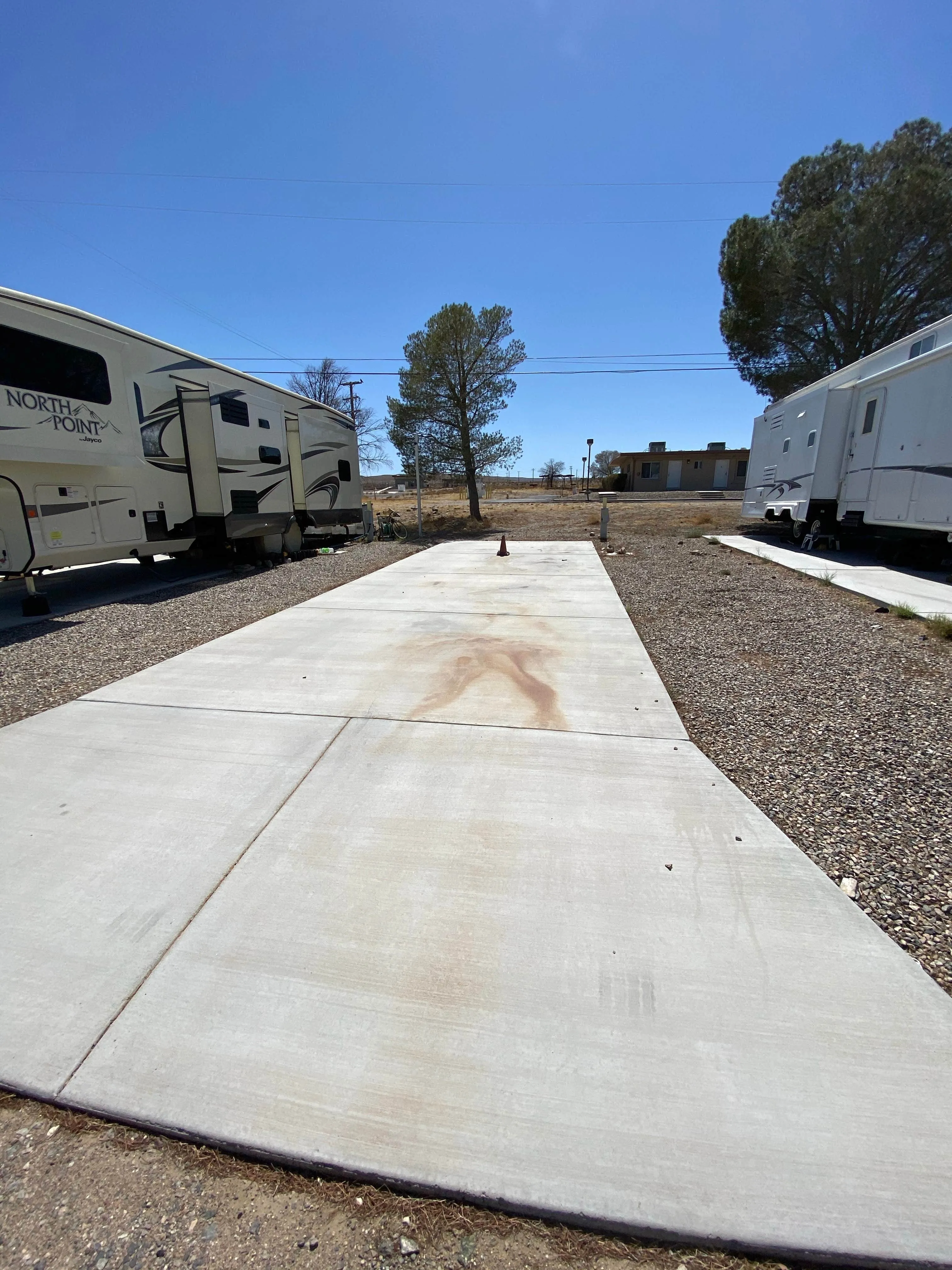 50 Amp full hook up sites 50'x20'