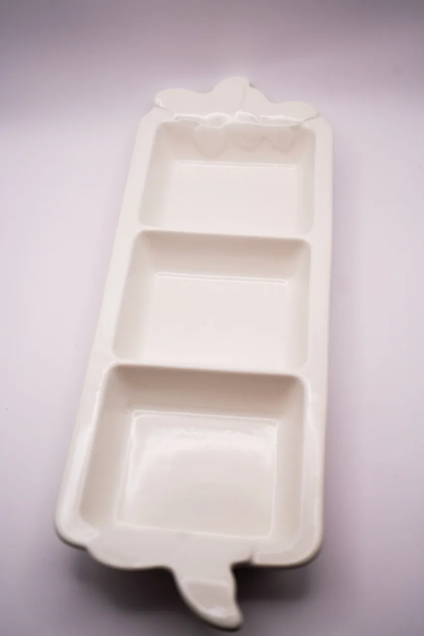 Butterfly serving dish