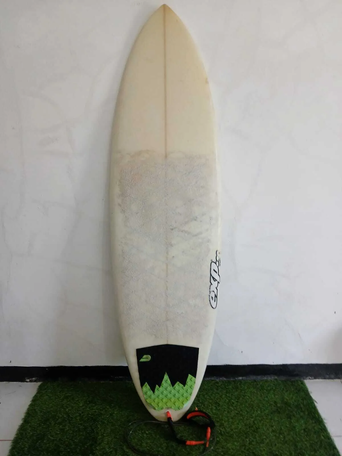 Surfboard 6'4 - 41L