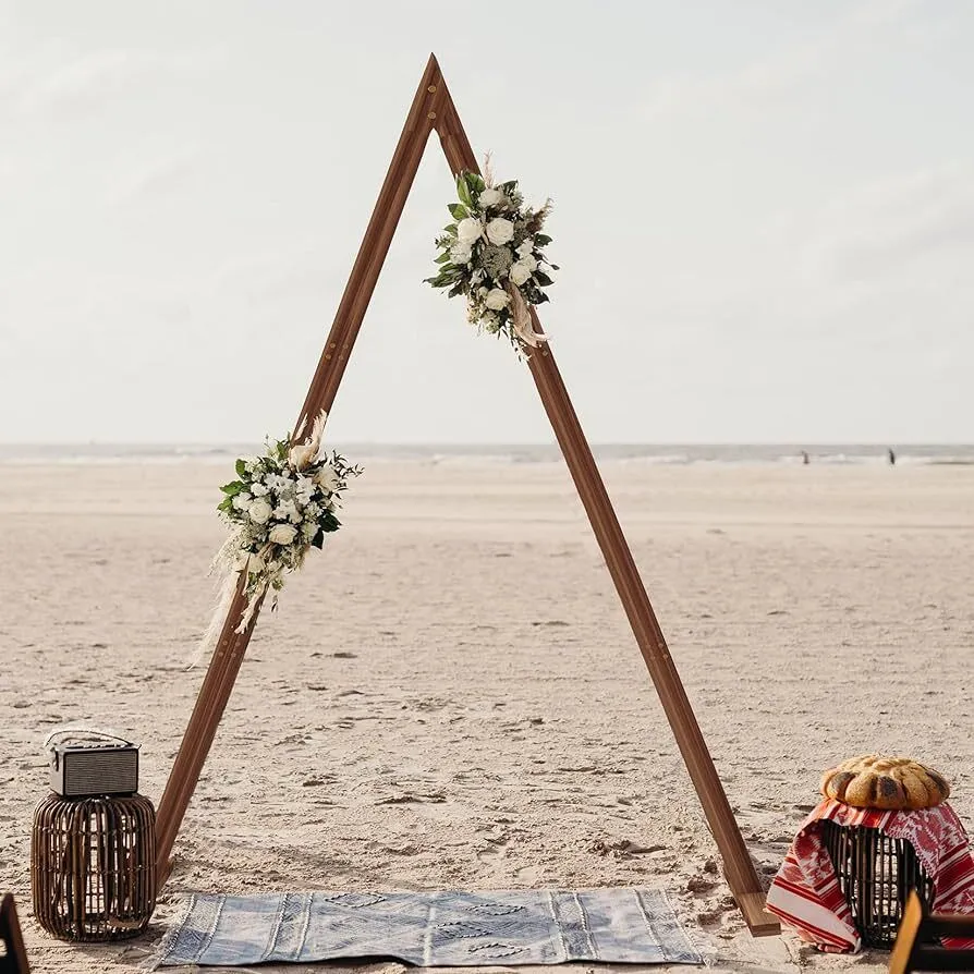Wooden Triangle Arch (Floral not included)