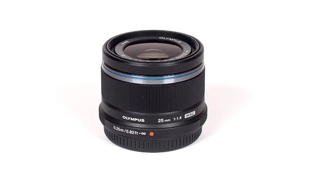 Olympus 25 F1.8