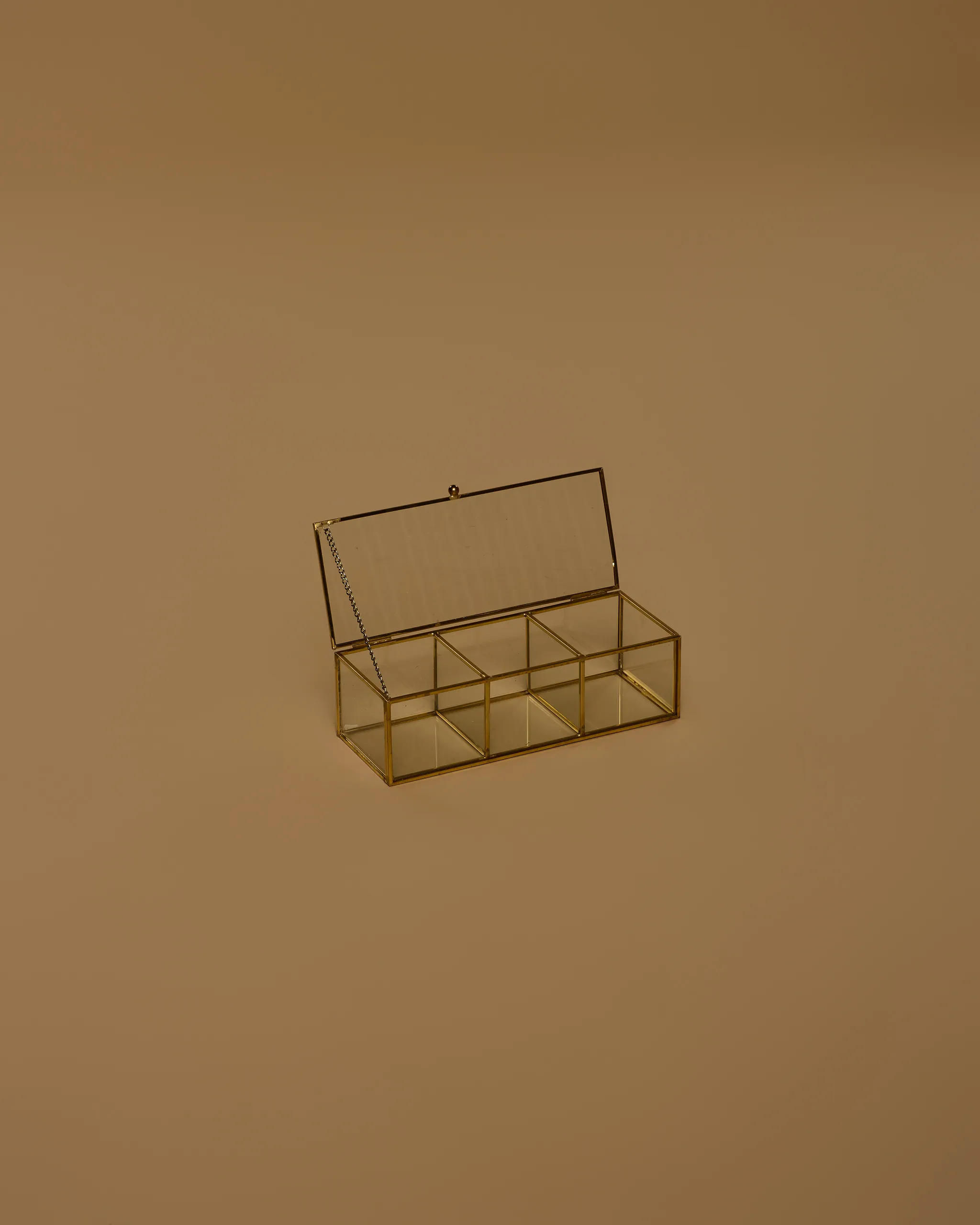 Skleněná krabička se třemi přihrádkami