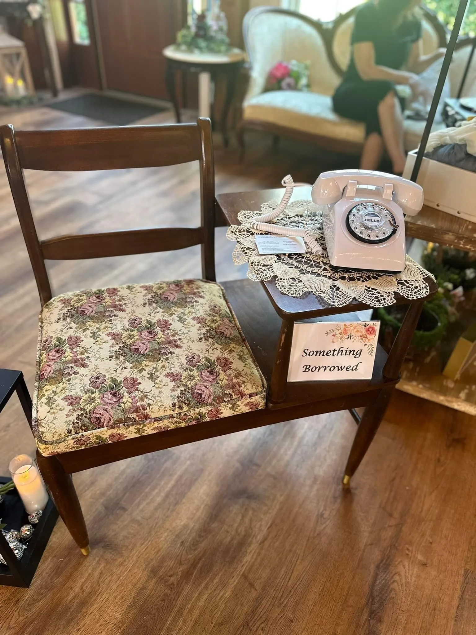 TELEPHONE CHAIR