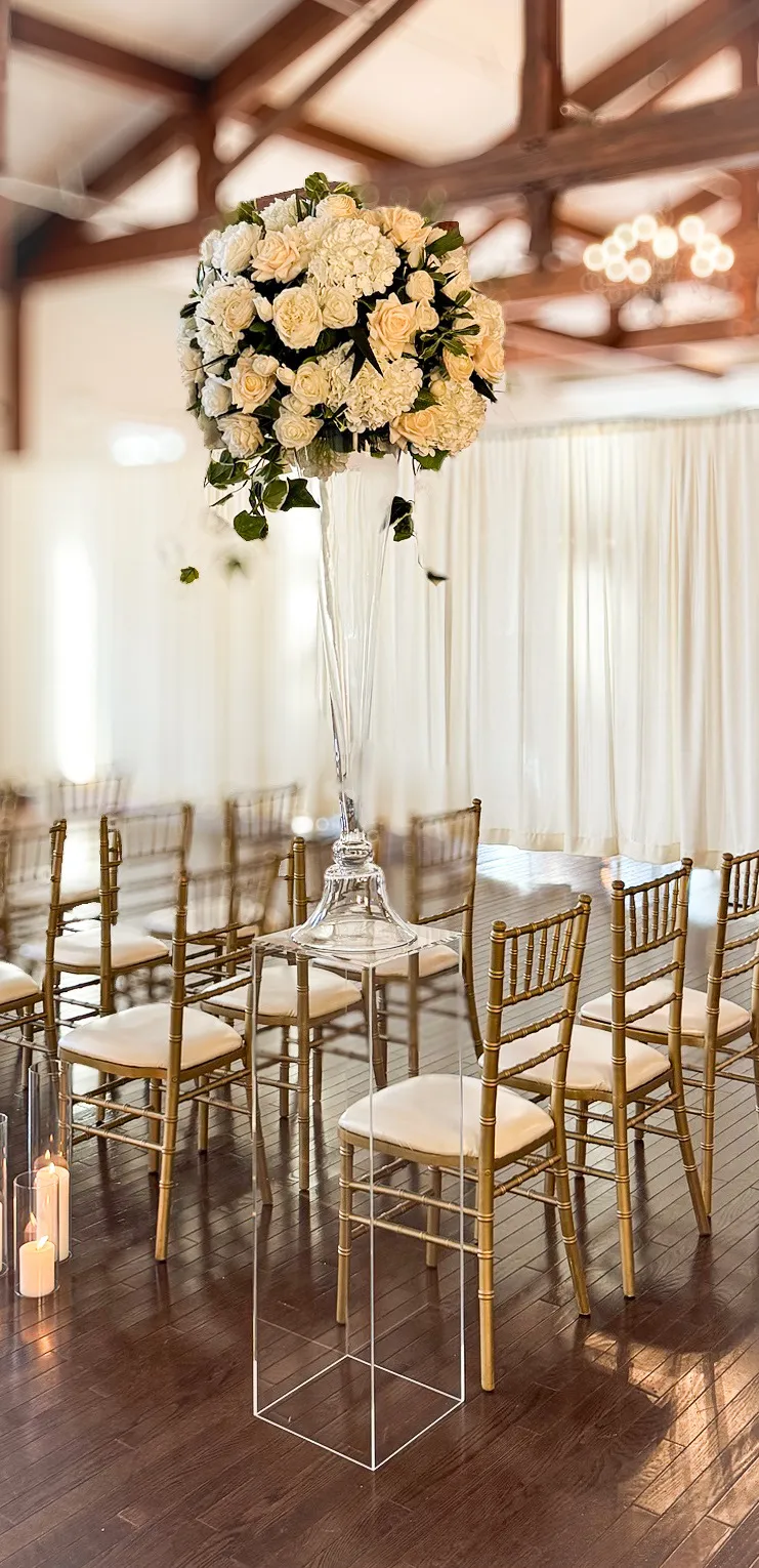Elegant High Floral Aisle Marker