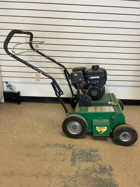 Power rake/ dethatcher 
