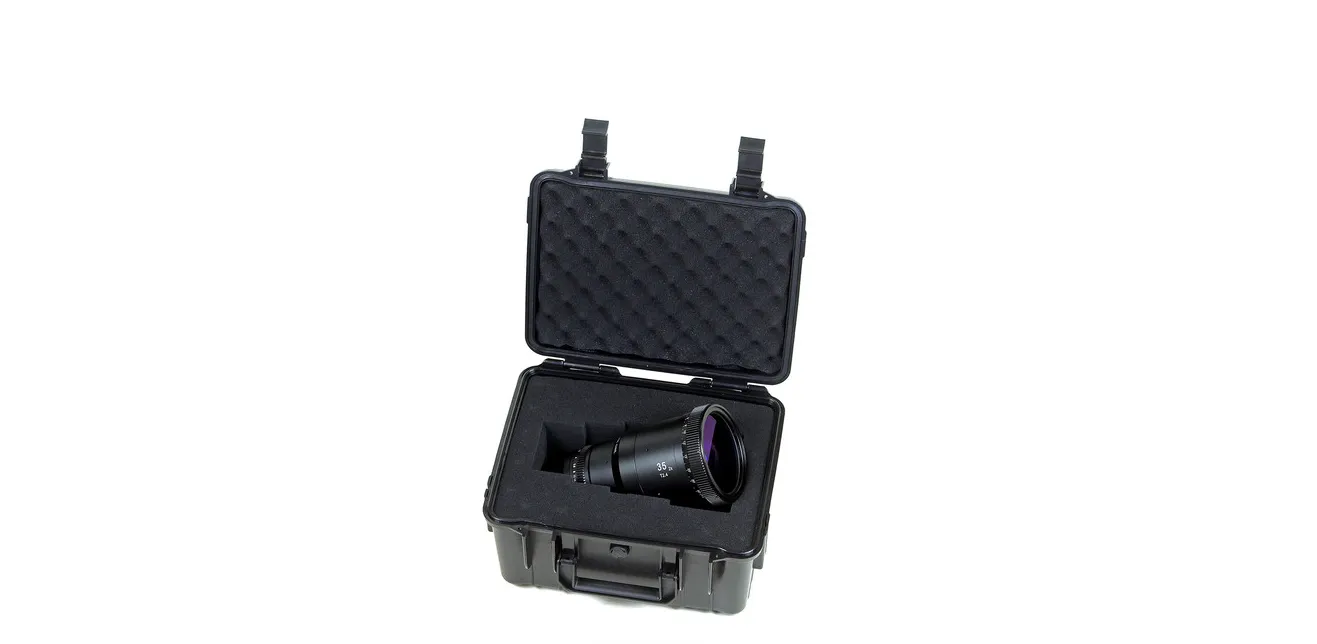 SLR Magic 2x Anamorphot-CINE 35mm T/2.4 (MFT-Mount) LEN0063