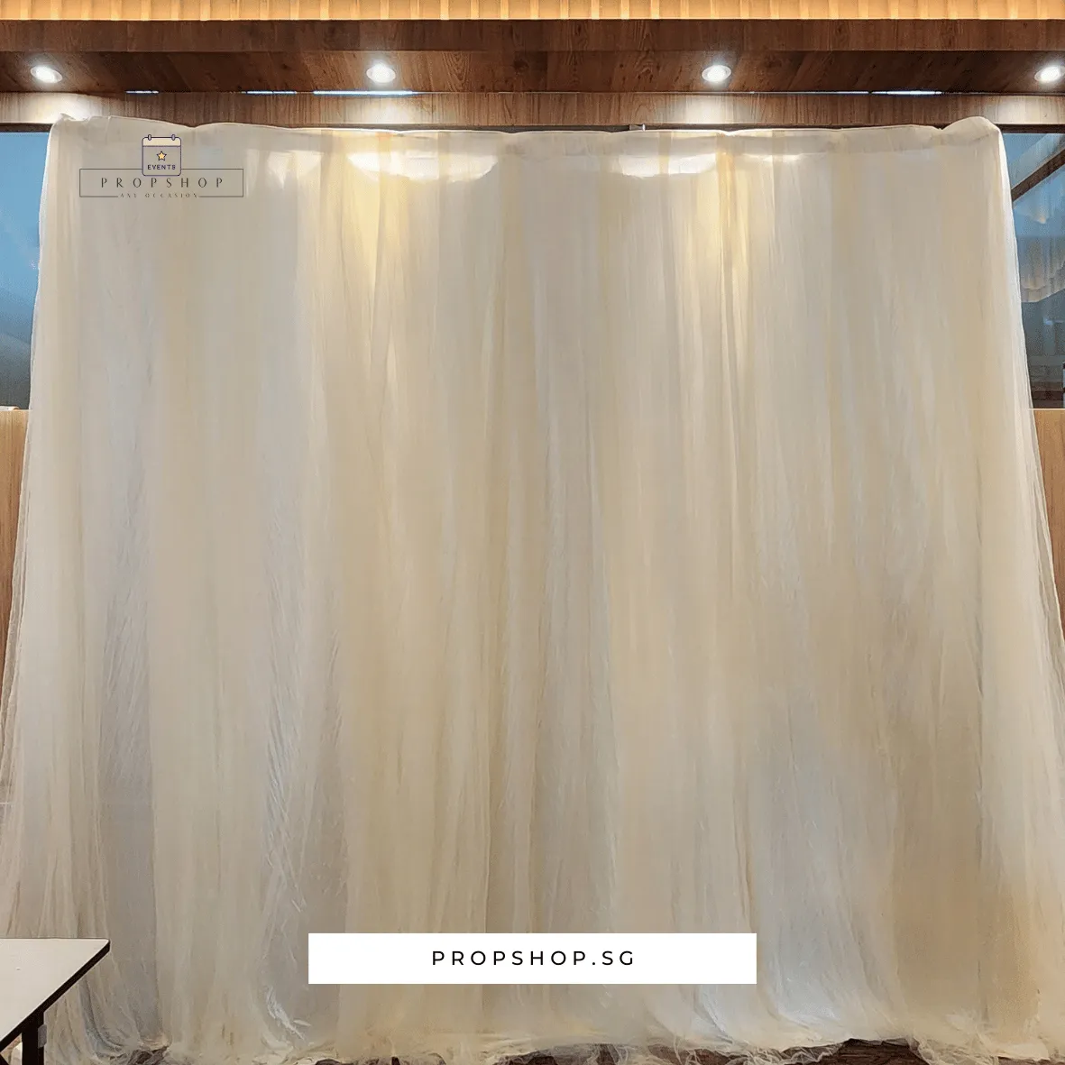 BACKDROP WITH CLOTH