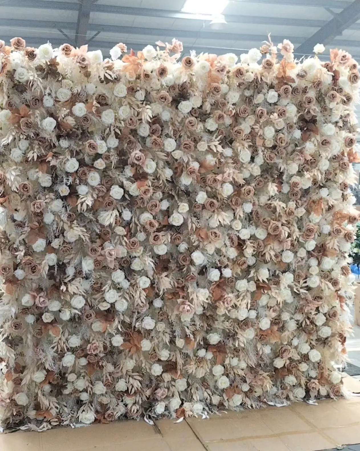 8'x8' 3D brown & white