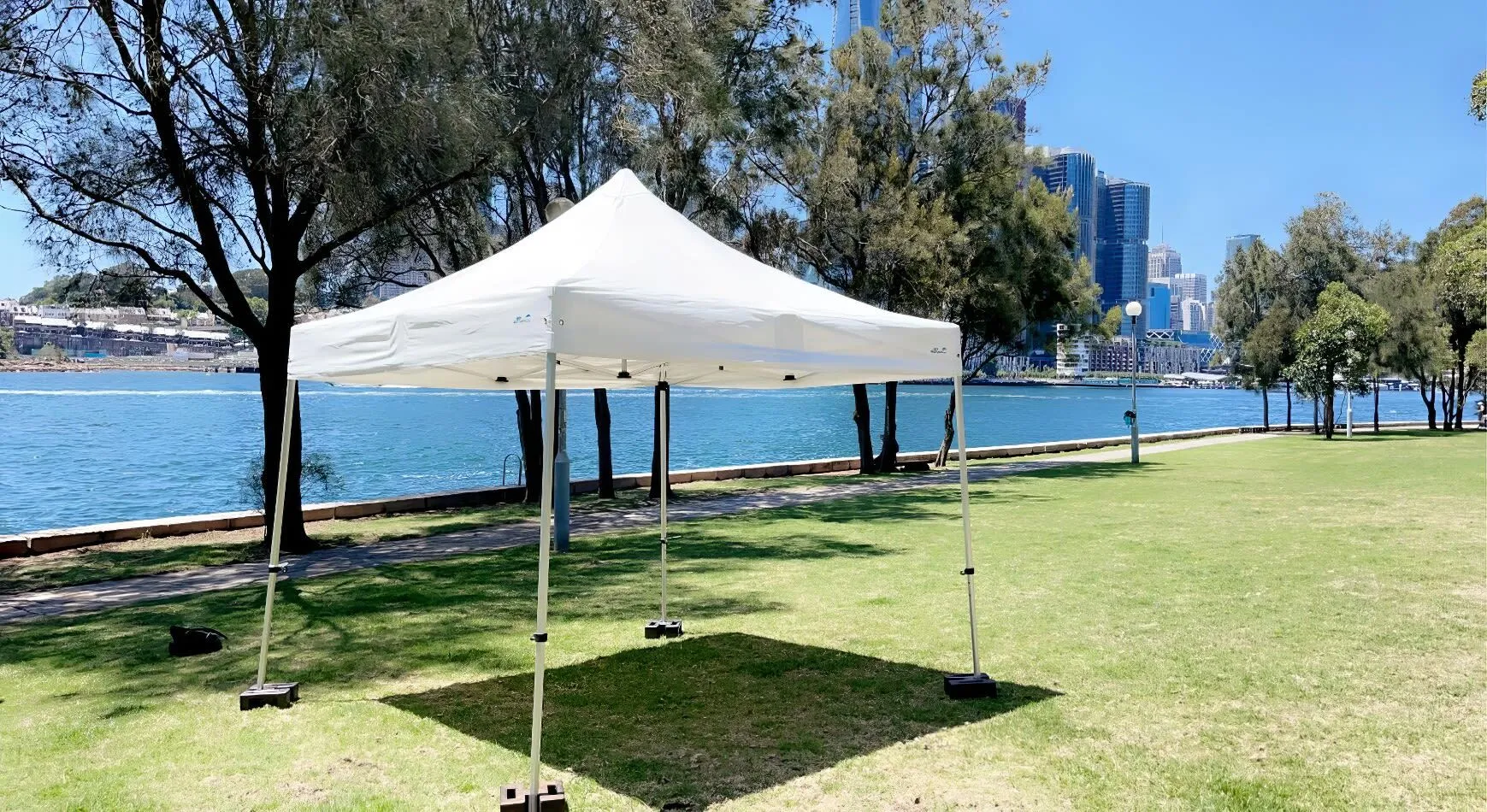 White Popup Tent 3x3