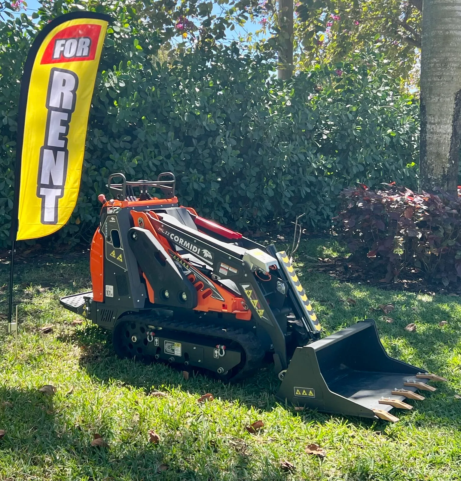 Mini Skid Steer - Gas (Frank's Nursery)