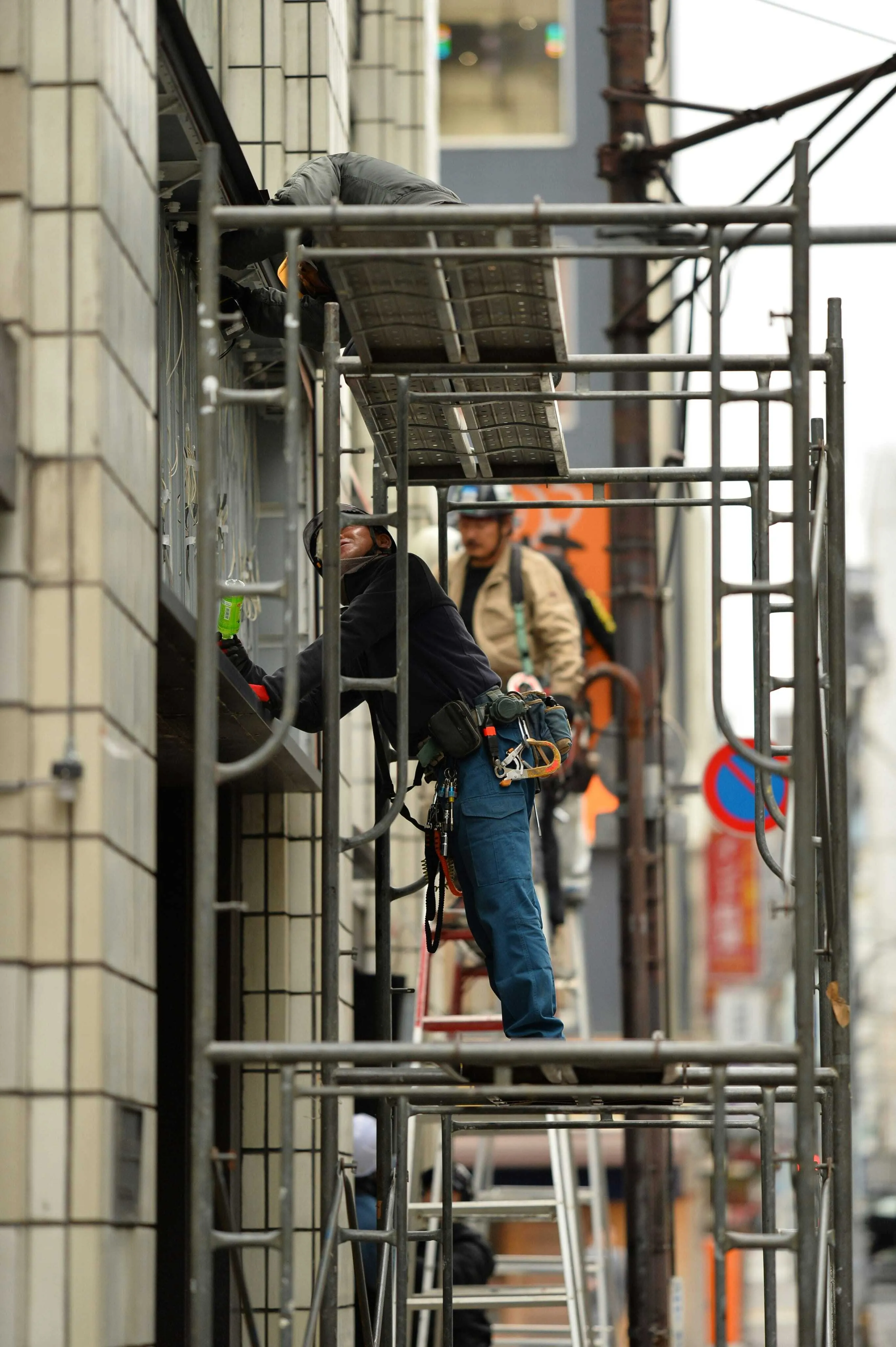 SCAFFOLDING FOR LARGE PROJECTS