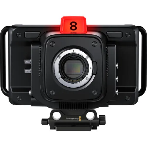 Kit Blackmagic Studio Camera 6K Pro
