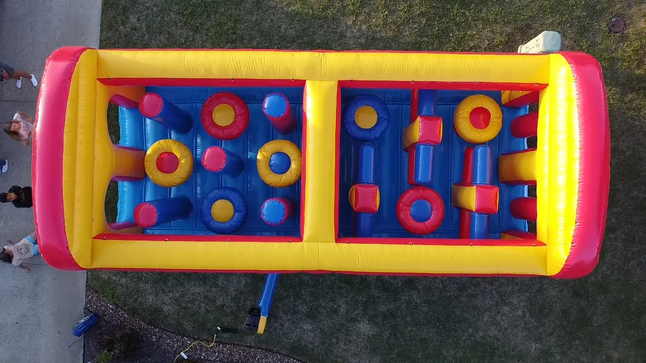 26' Inflatable Obstacle Course <br> L: 26' x W: 11' x H: 10' <br> Dry Only