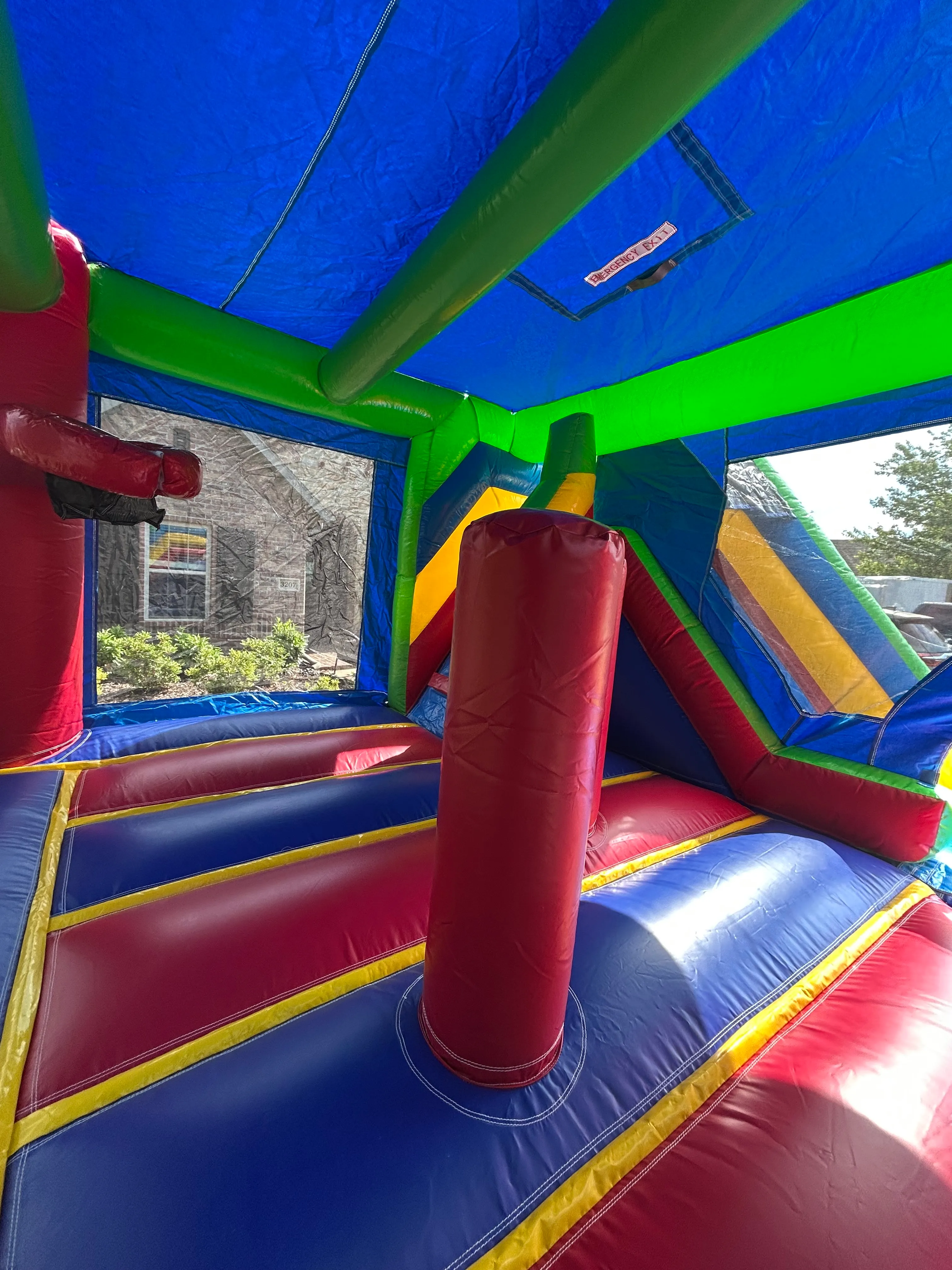 Sports Module Combo <br>  L: 18' x W: 16' x H: 14'  <br> WET OR DRY
