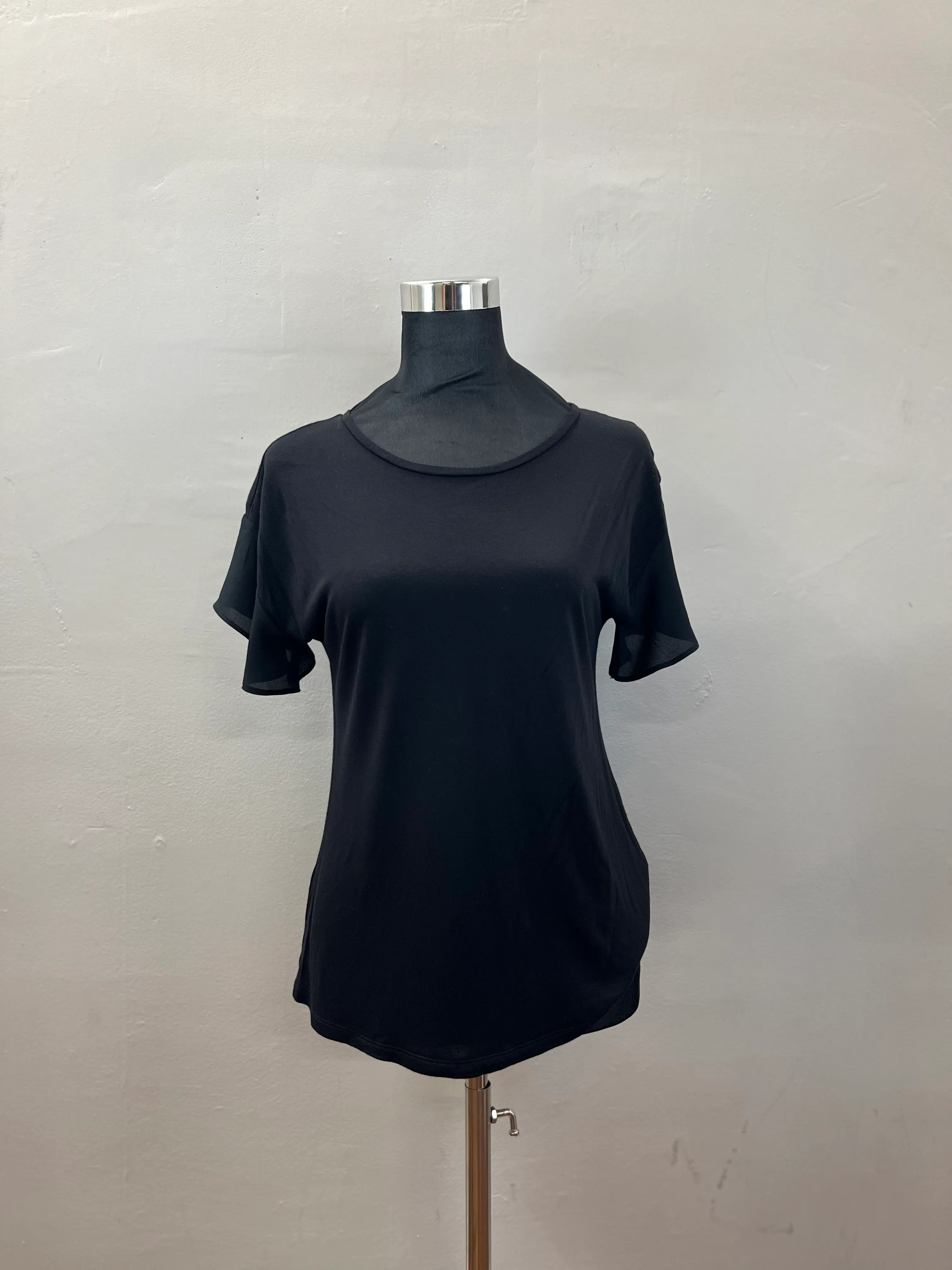 168. WOMENS TOP SIZE SP