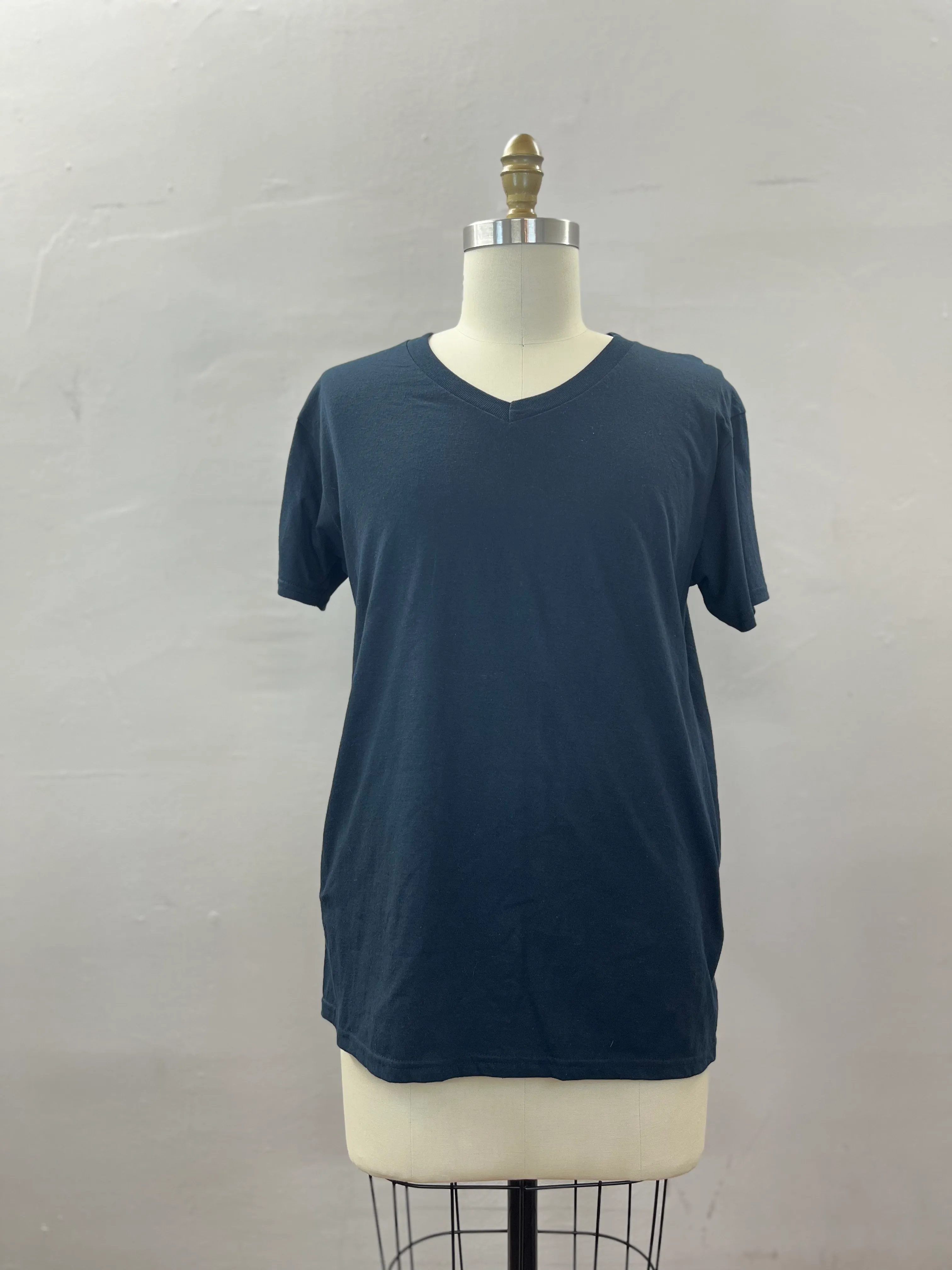 65. MENS TOP SIZE M