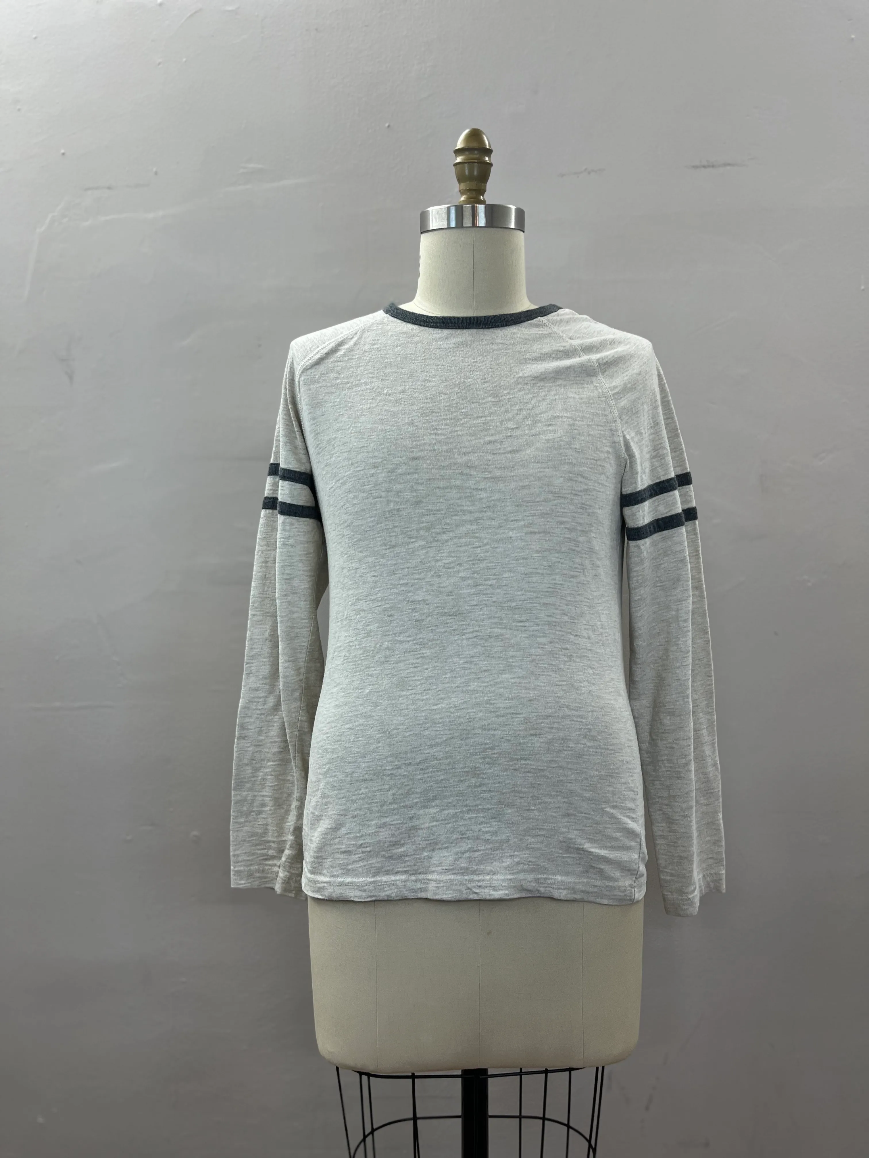 60. MENS TOP SIZE S