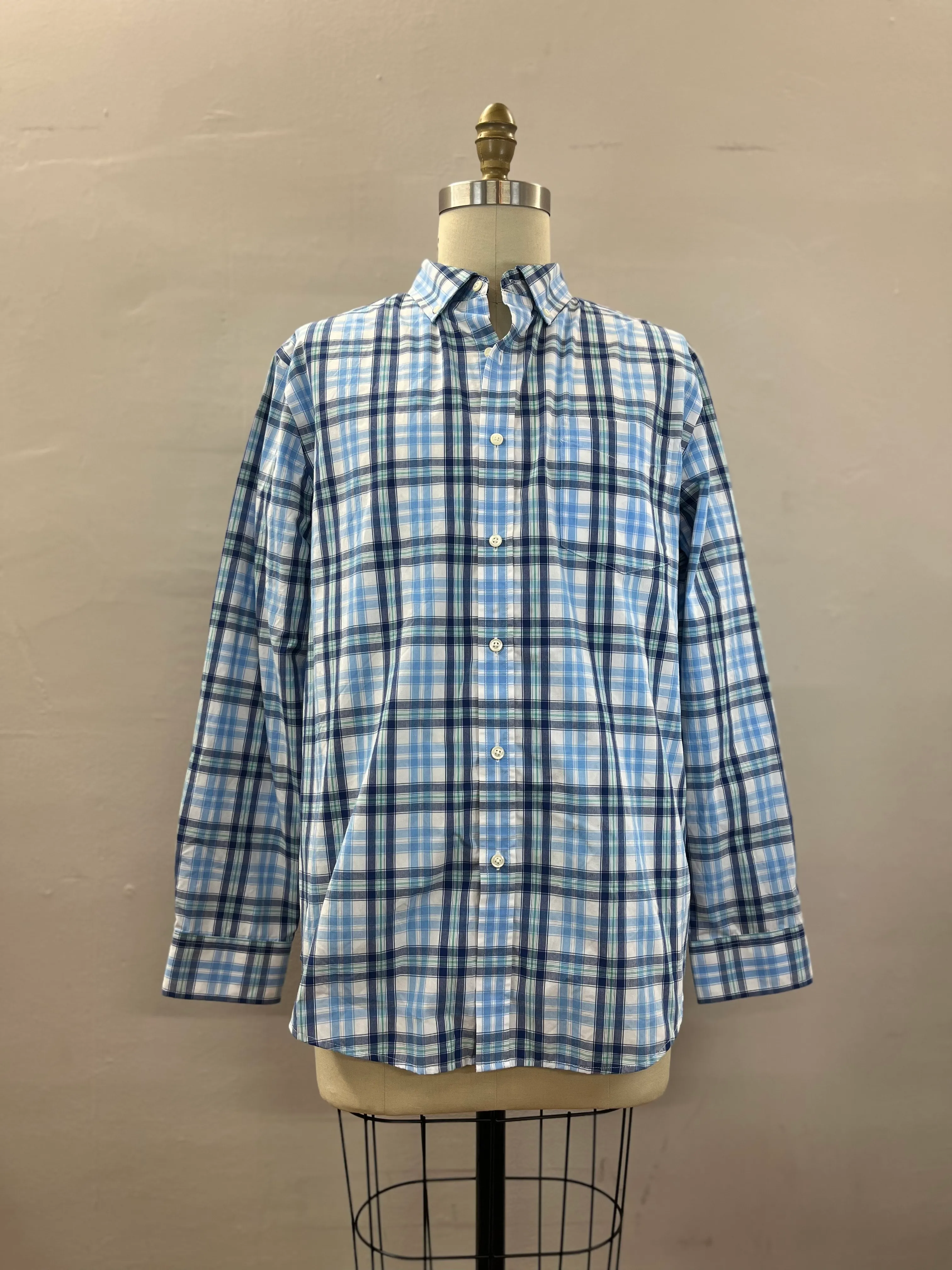 35. MENS BUTTON DOWN SIZE L